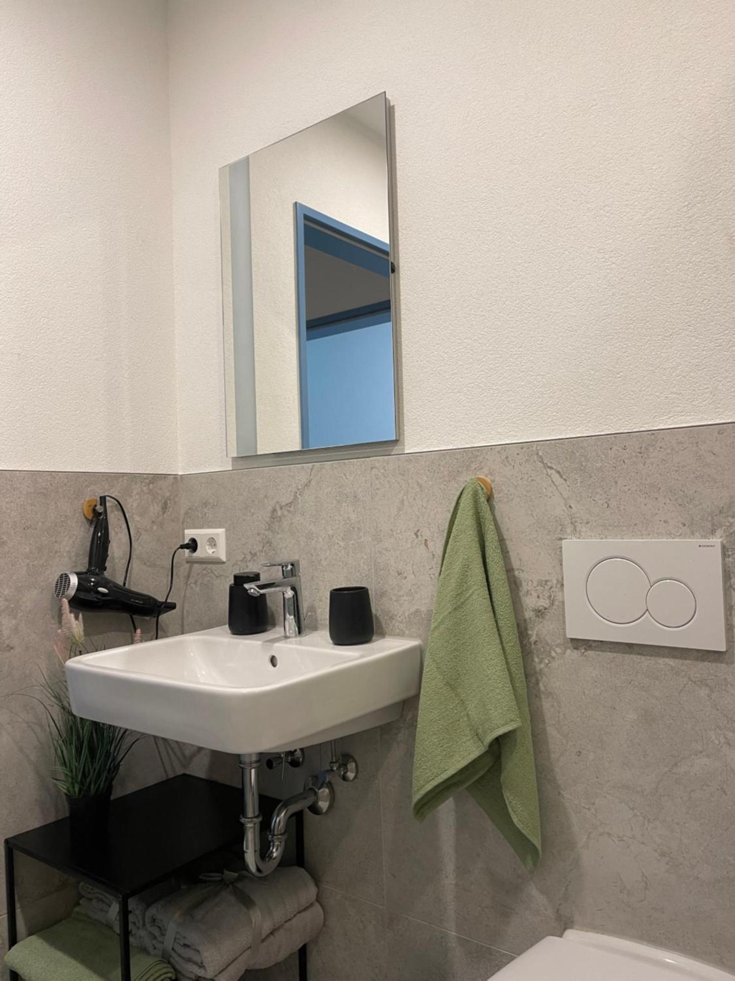 Wunderschoenes Apartment Am Schloessle Zentrum פורצהיים מראה חיצוני תמונה