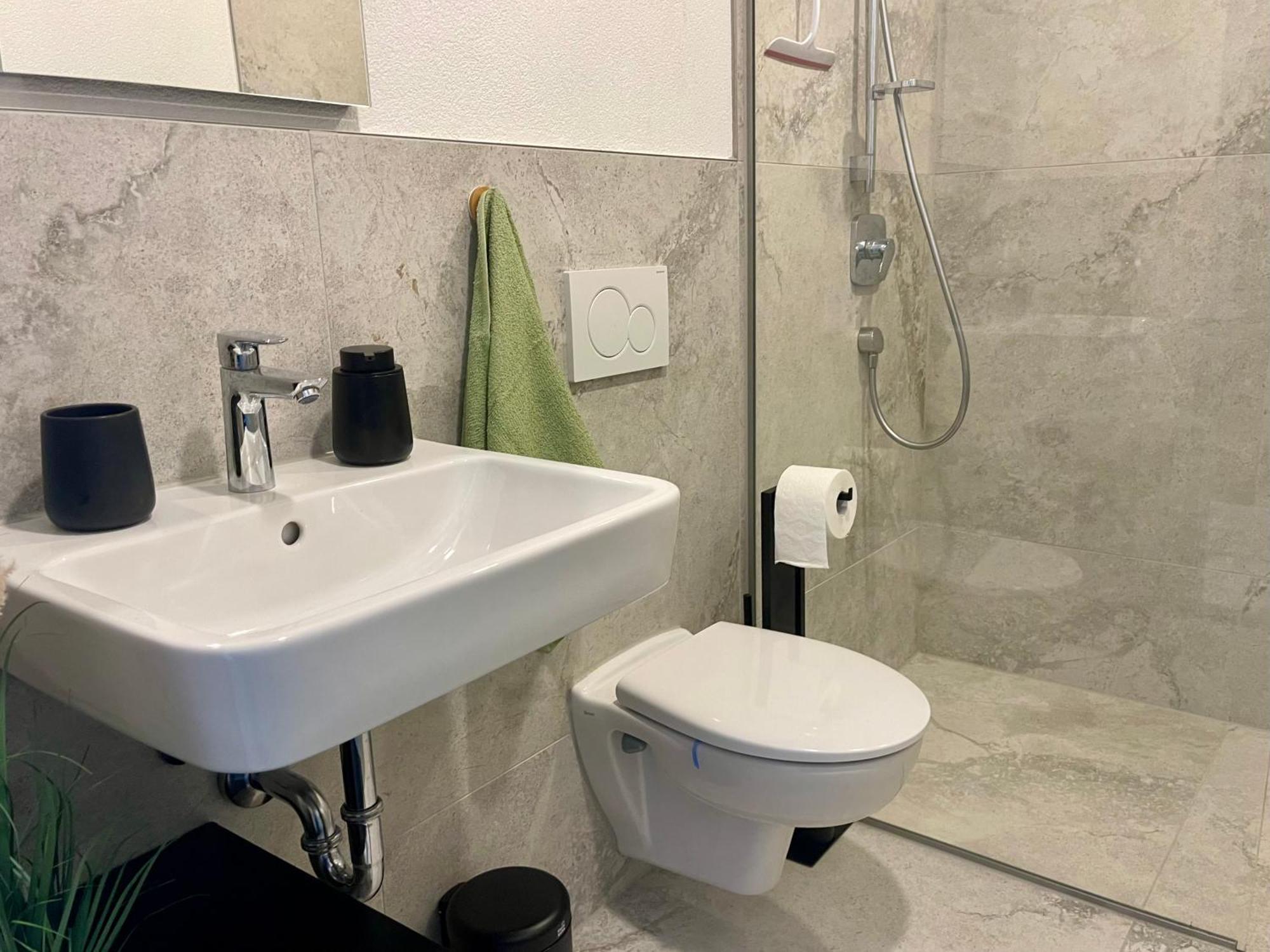 Wunderschoenes Apartment Am Schloessle Zentrum פורצהיים מראה חיצוני תמונה
